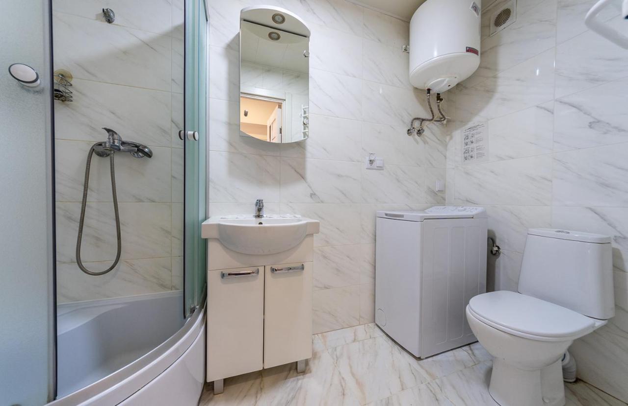 Studiia Na Beresteiskoi Kiev Exterior foto
